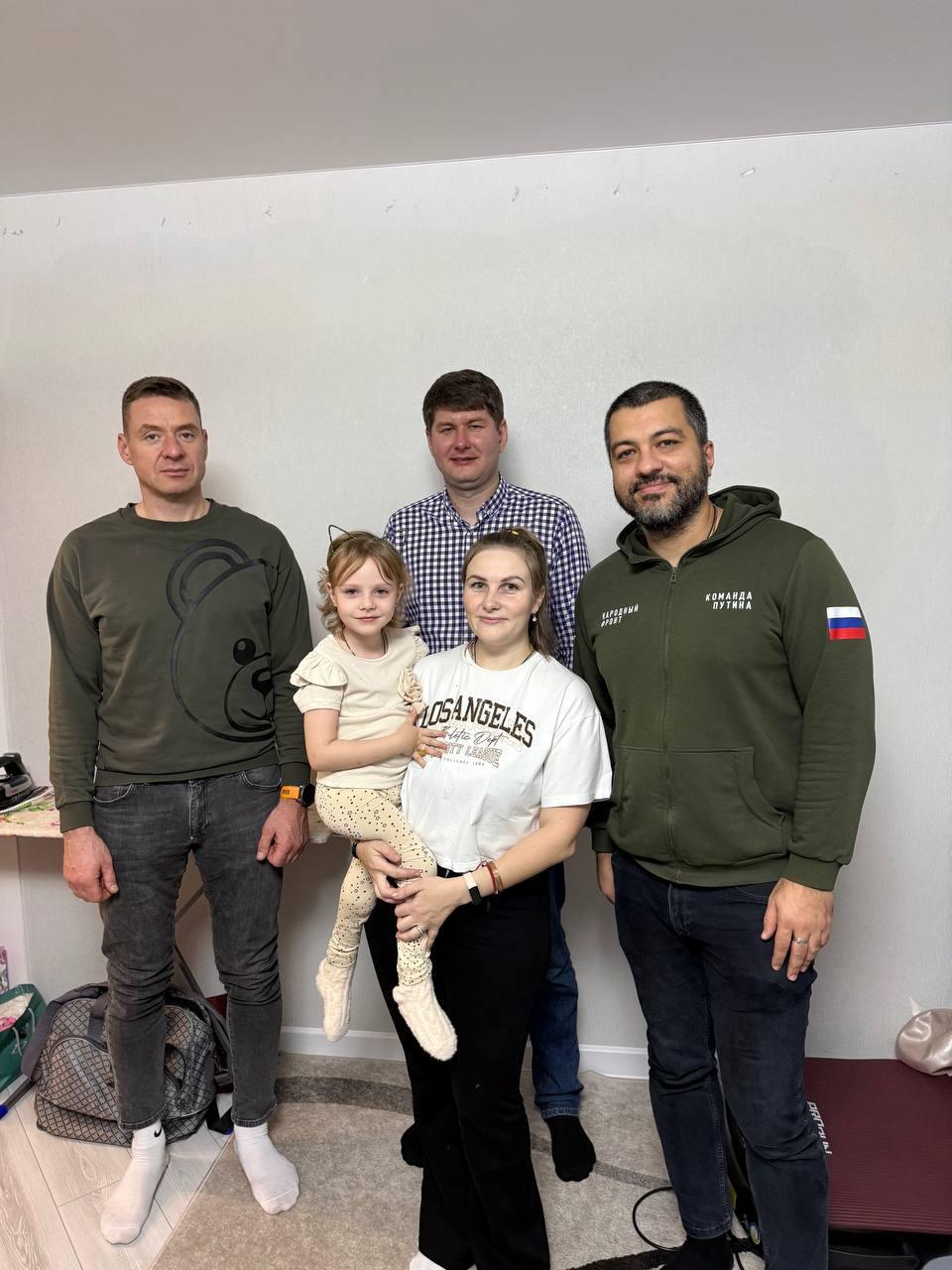 Генеральный директор Компьютерной Академии ТОП Павел Специан в гостях у семьи Крутиковых