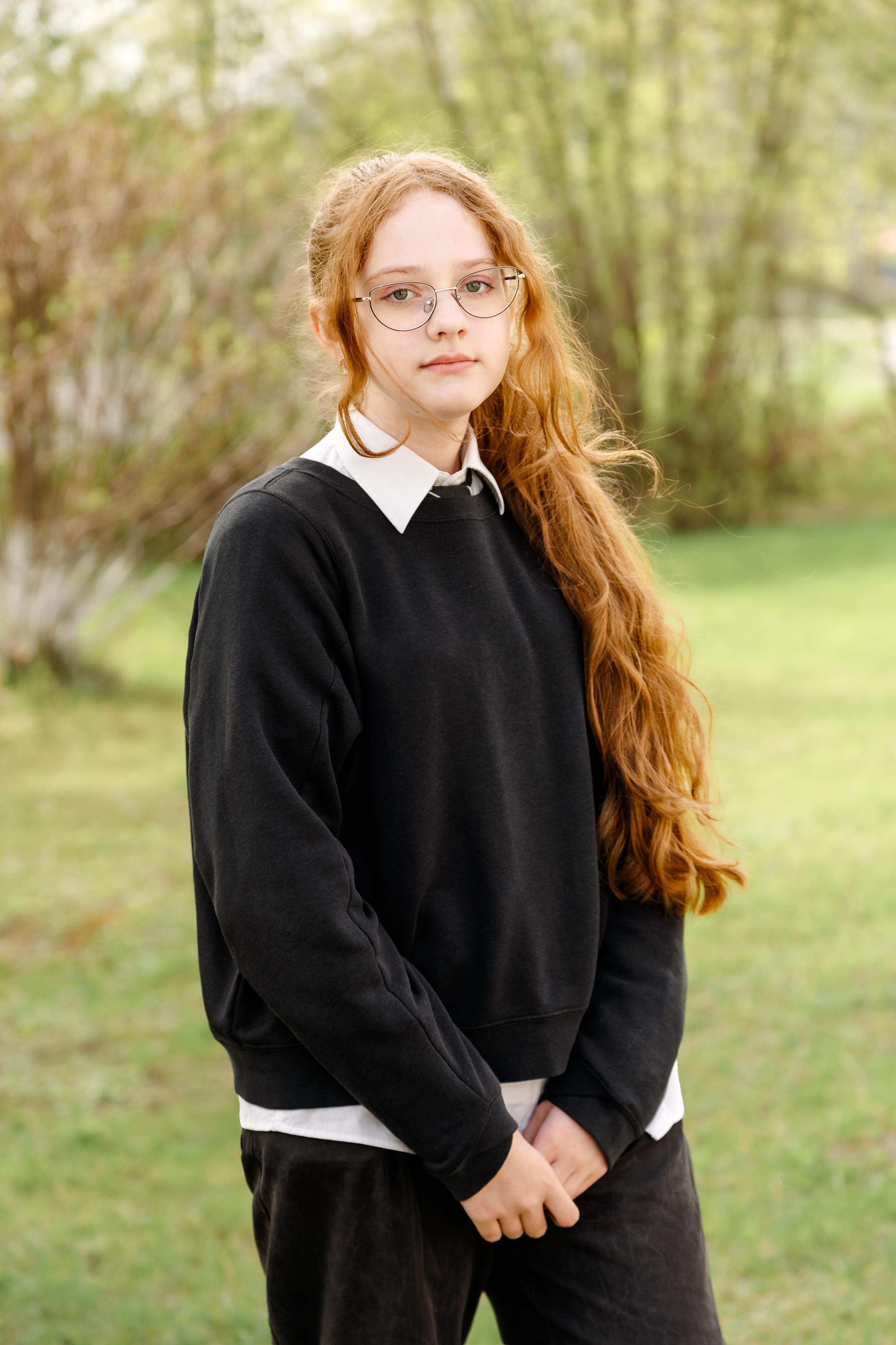 Очень помогли пробные экзамены — сначала боялась даже начинать, а теперь спокойно пишу и знаю, что уложусь во время. Стало меньше стресса