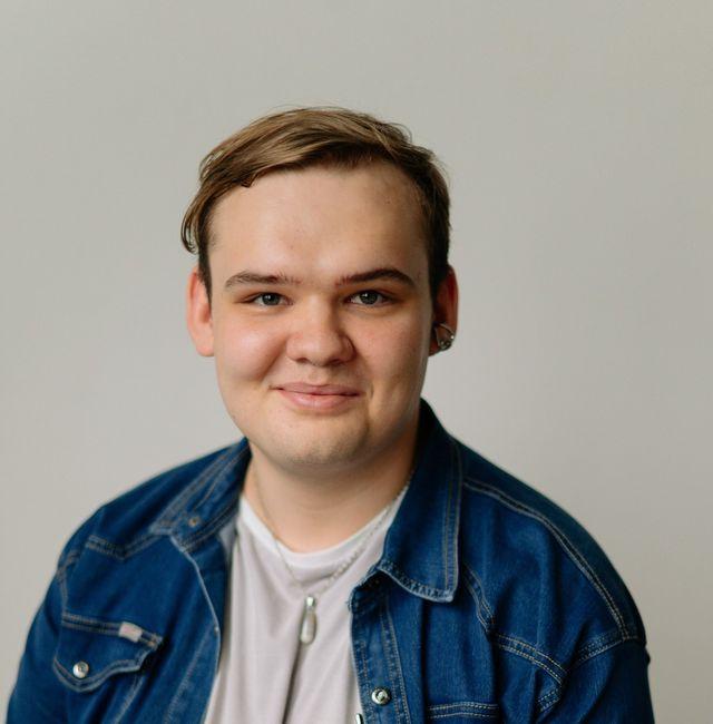 Преподаватель дисциплин:

Программирование на Python Junior, Робототехника и техника (Lego), Цифровая архитектура - SketchUp 2020, HTML5 +CSS3, Разработка игр – Middle 