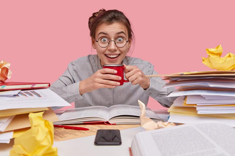 Копирайтеры наполняют Интернет текстами