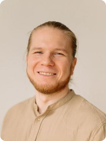 Образование: Среднее профессиональное, специальность "Информационные системы и отраслям". Студент бакалавриата по направлению "Программная Инженерия"
Достижения: -1 место в соревнованиях по информатике "Программирование и Информационные системы" -Участник 2016 года в "Обеспечение безопасности корпоративных данных компании" в банке
Опыт работы преподавателем: более 3 лет