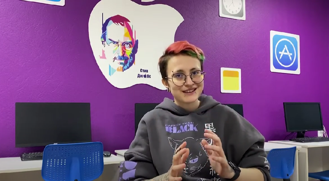 Преподаватель по дизайну о своей работе!