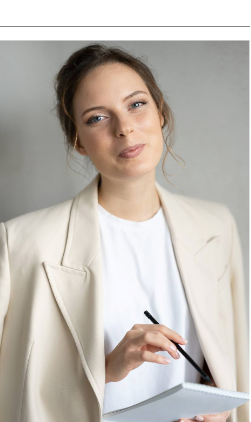 Менеджер продукта Академии ТОП, карьерный ментор с 600+ часами консалтинговой практики. Ее студенты трудоустраивались и росли в должности в Яндекс, Т-банк, Озон, МТС и других компаниях