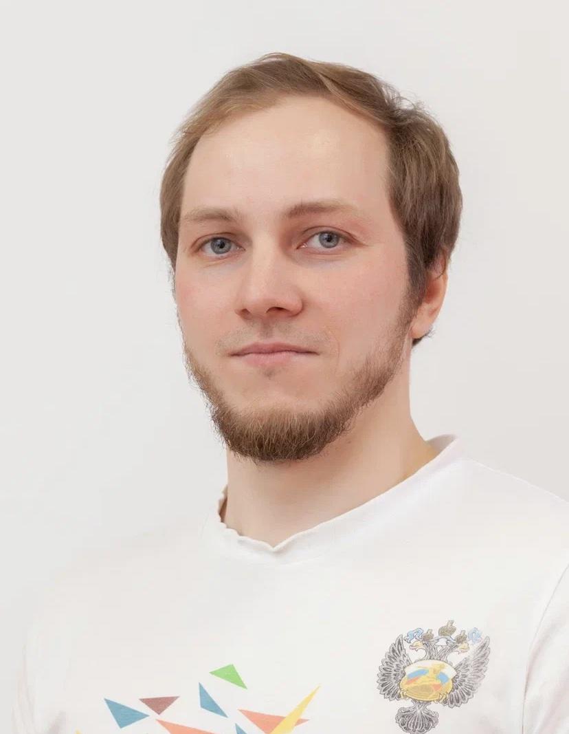 Учитель физкультуры 