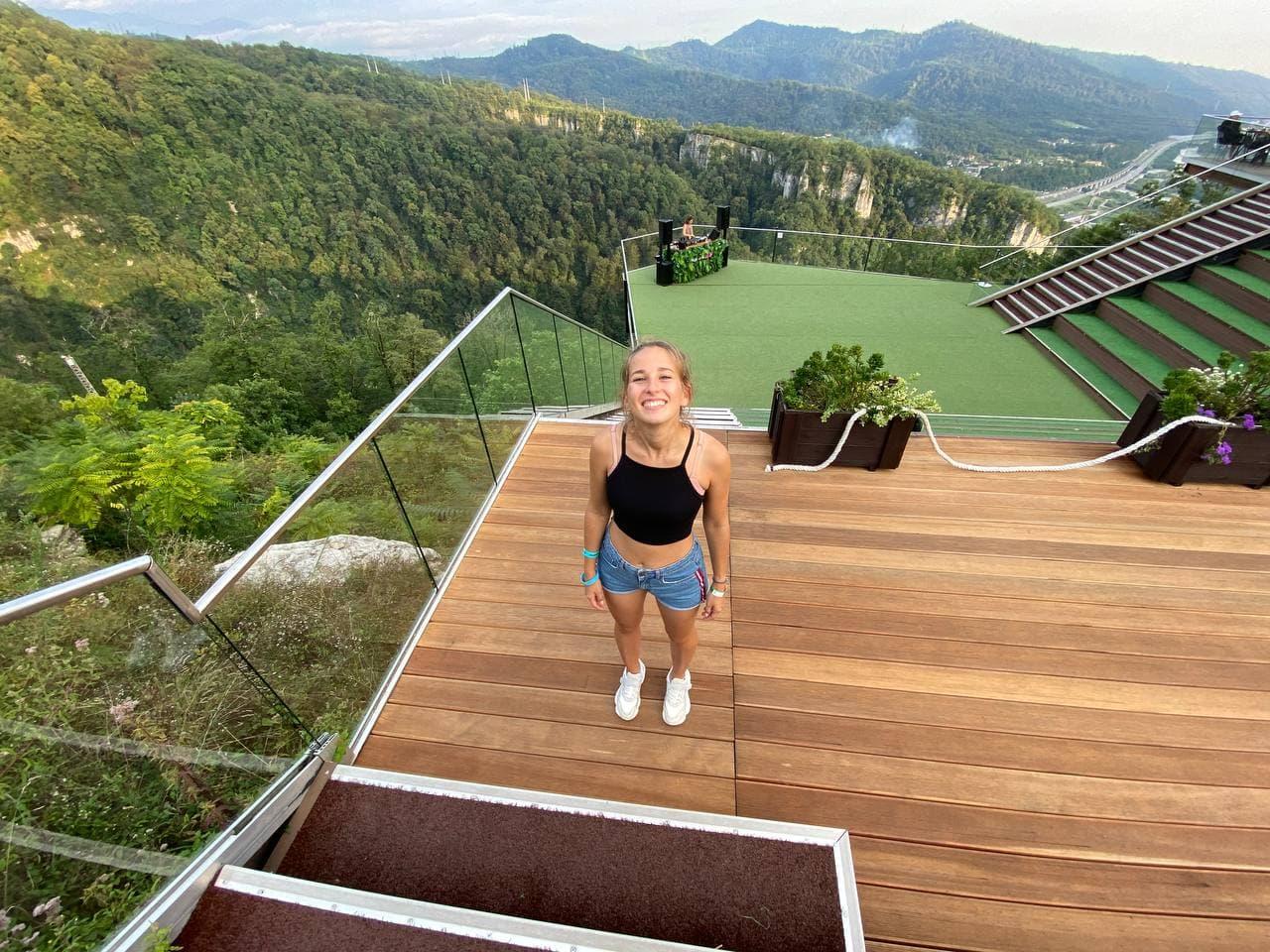 Преподаватель математики и программирования.
Помощник руководителя направления TOP Туризм в Компьютеной Академии TOP

- 6 лет в сфере образования
- 3 года преподаю программирование детям от 6 до 17 лет
- Разработала курс для обучения детей 9 - 13 лет программированию с помощью Roblox Studio
- Разработала курс для обучения детей 7 - 9 лет программированию с помощью Scratch и моделированию с помощью Tinkercad
- Магистр по прикладной информатике