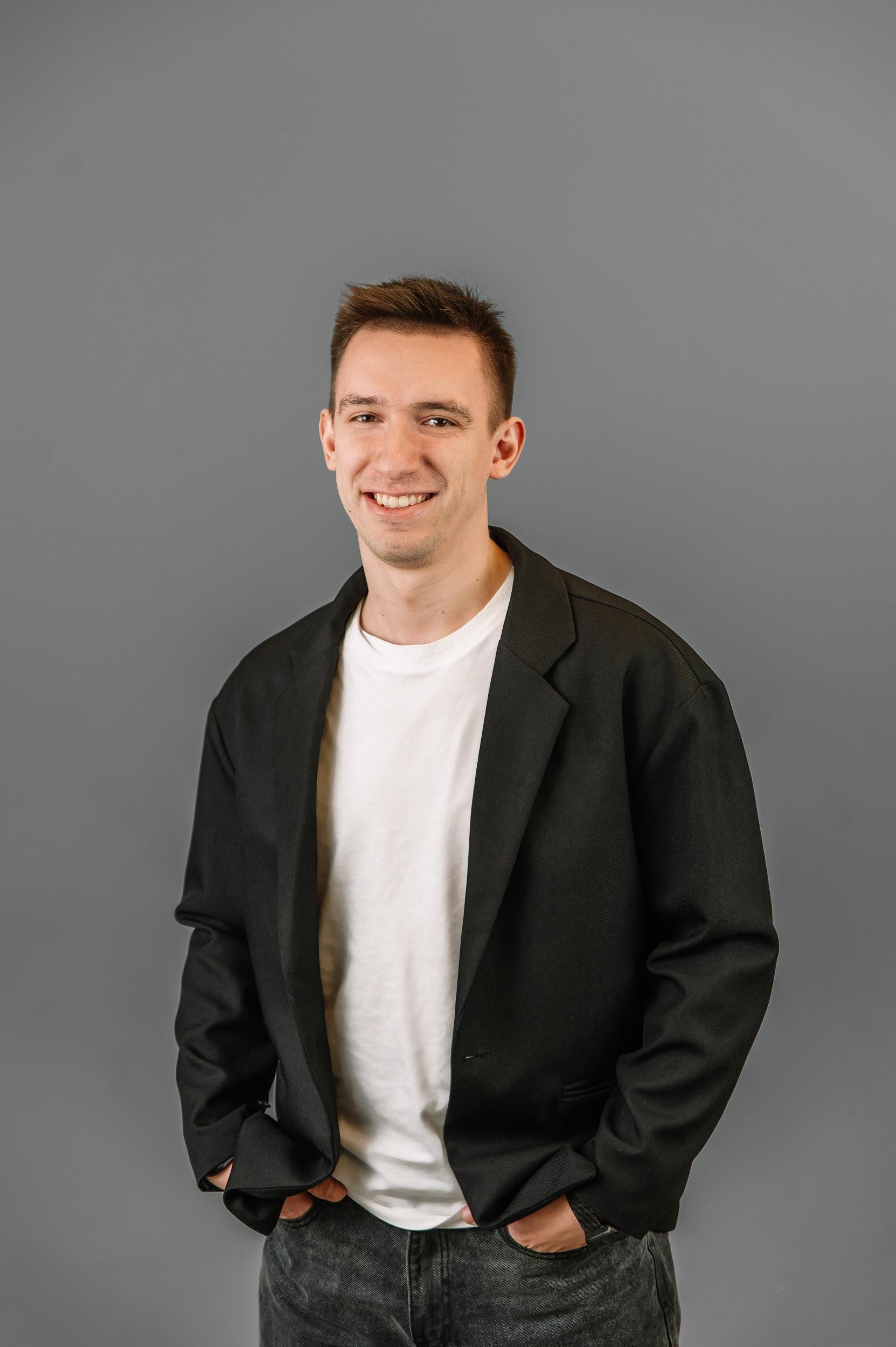 Владелец IT-онлайн-школы, обучающей программированию на языке Python